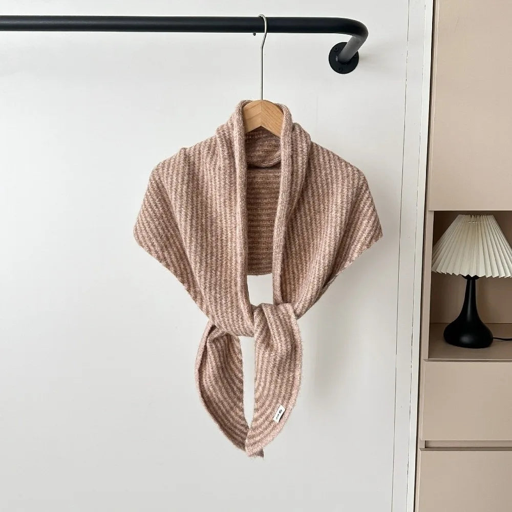Fashionable Comfortable Triangle Striped Scarf Elegant Windproof Neck Warmer Versatile Soft Knit Wool Scarf Casual Wear