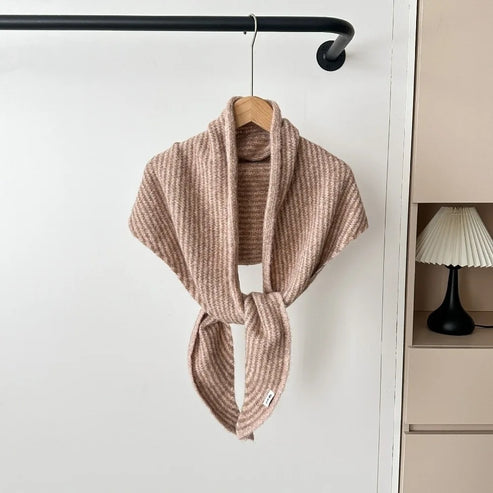 Fashionable Comfortable Triangle Striped Scarf Elegant Windproof Neck Warmer Versatile Soft Knit Wool Scarf Casual Wear