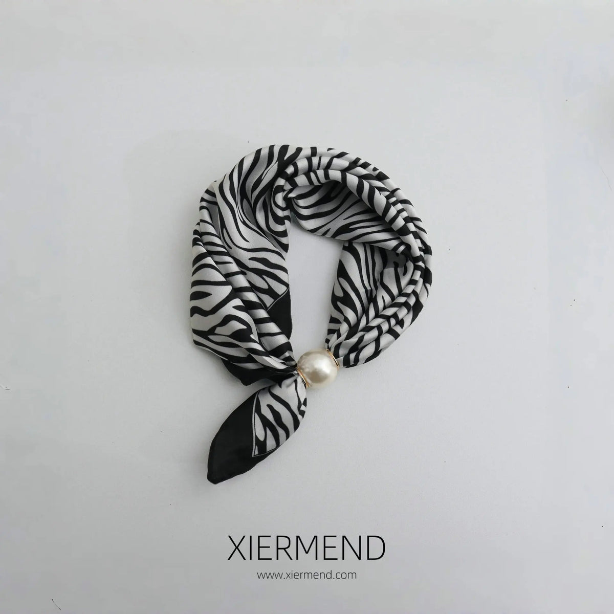 Necklaces Pearls Magnetic Buckles Scarves Short Collarbones Clothing Accessories Neck Protection Scar Covering Women's Scarves