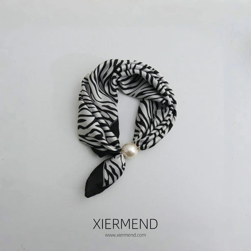 Necklaces Pearls Magnetic Buckles Scarves Short Collarbones Clothing Accessories Neck Protection Scar Covering Women's Scarves