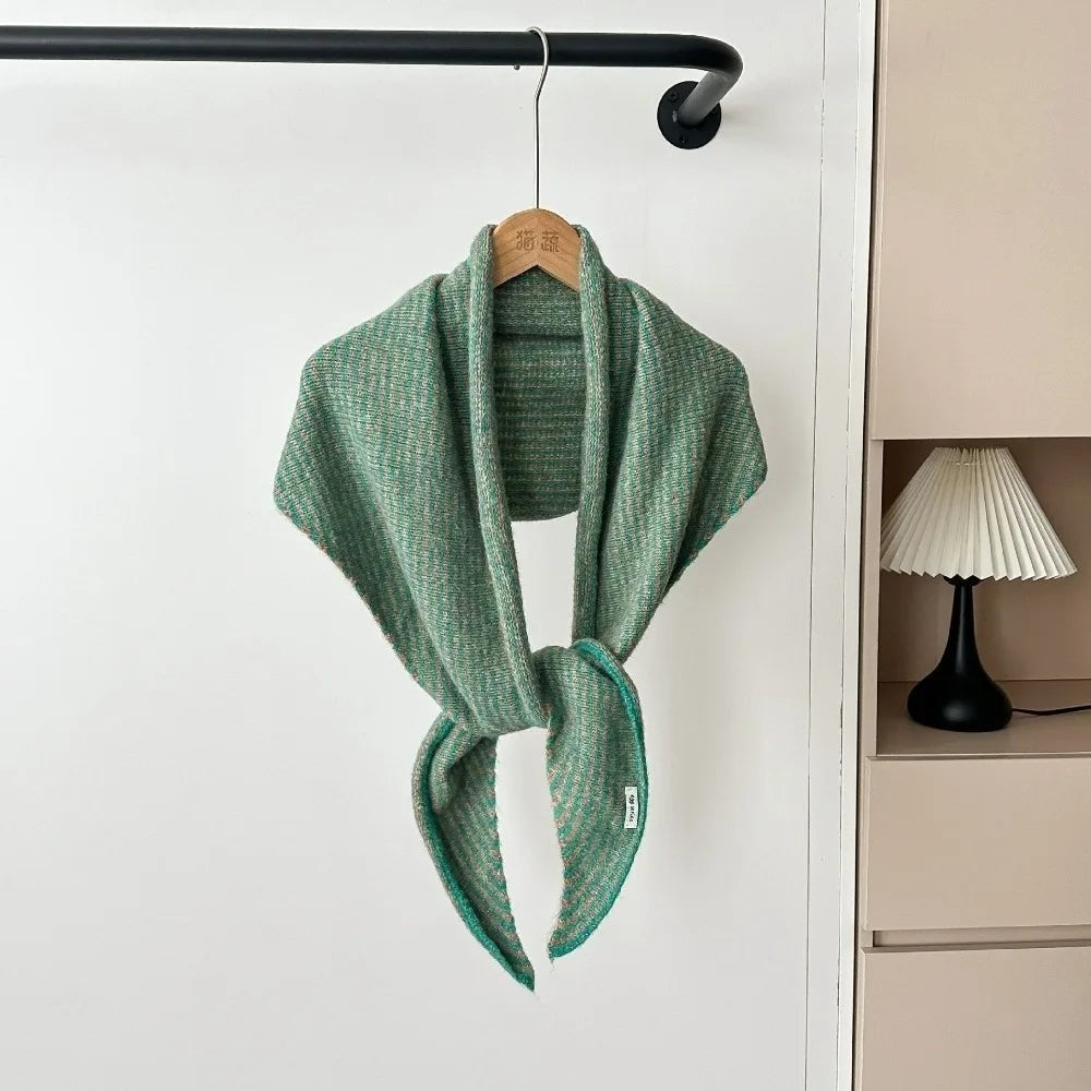 Fashionable Comfortable Triangle Striped Scarf Elegant Windproof Neck Warmer Versatile Soft Knit Wool Scarf Casual Wear